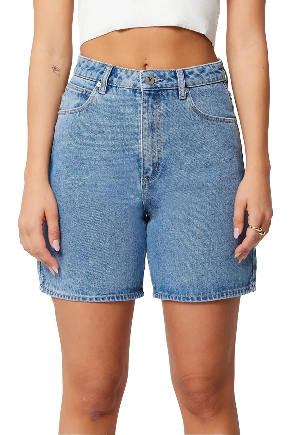 Abrand Womens Carrie Short Naomi