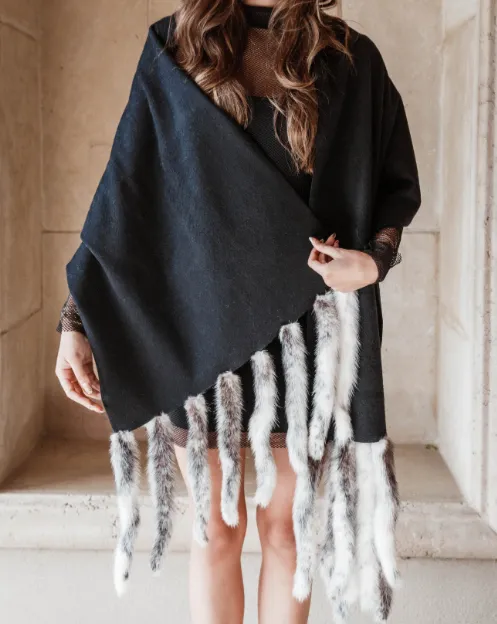 Midnight Wolf Fur Shawl