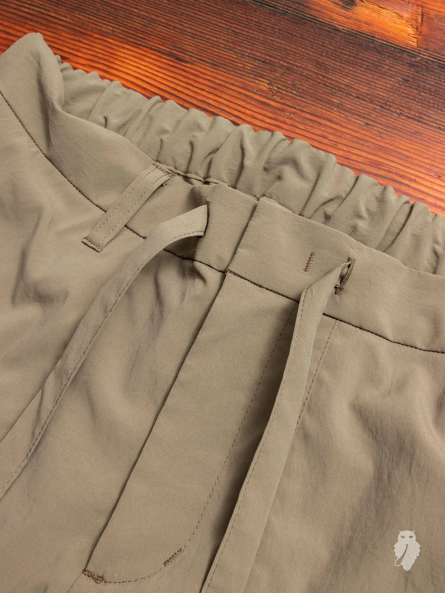 Relaxed Shorts in Olive